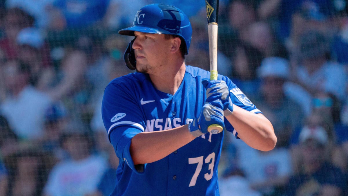 Fantasy baseball waiver wire: Royals 1B Nick Pratto's value following  injury to Vinnie Pasquantino - DraftKings Network