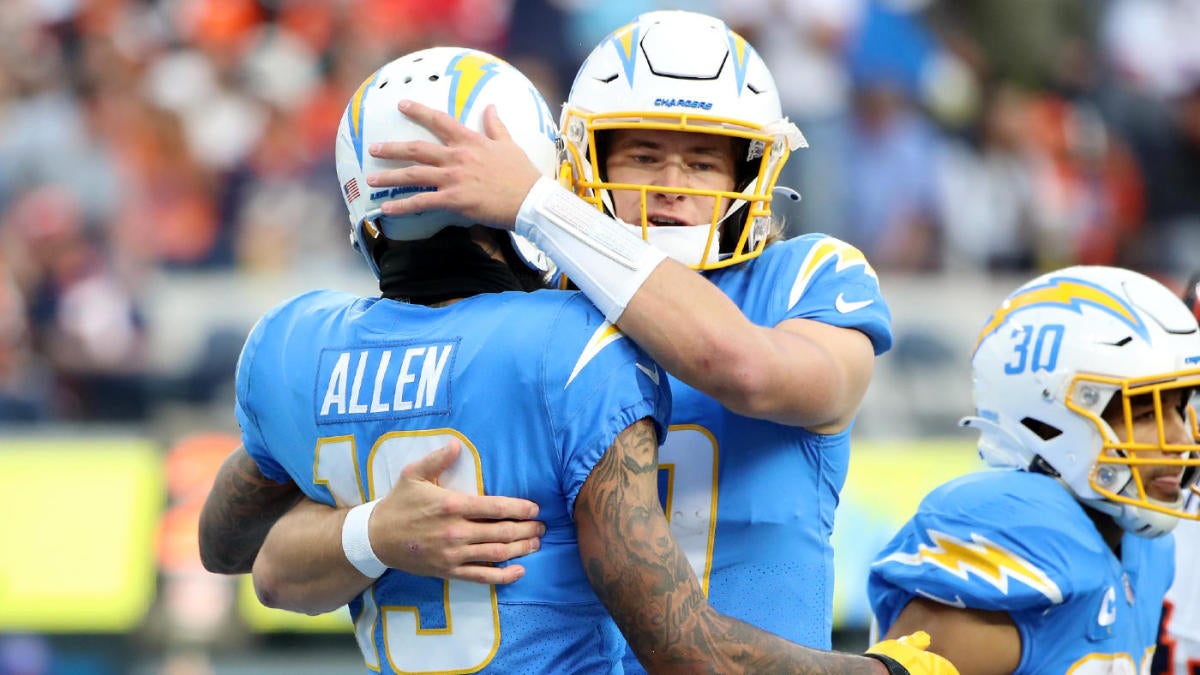 Pro Ducks: LA Chargers voted to have best offensive trio in NFL