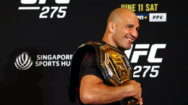 glover-teixeira-belt.png