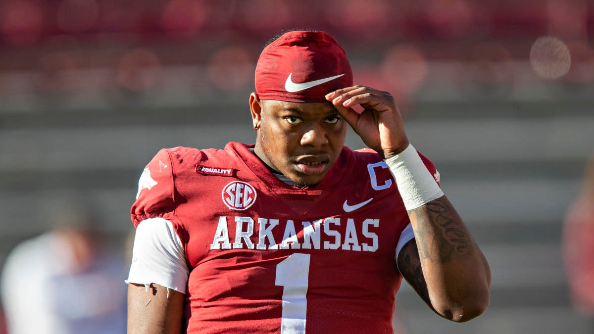 Late Kick Blitz: Arkansas' K.J. Jefferson is one of 2022's most important  college football players 