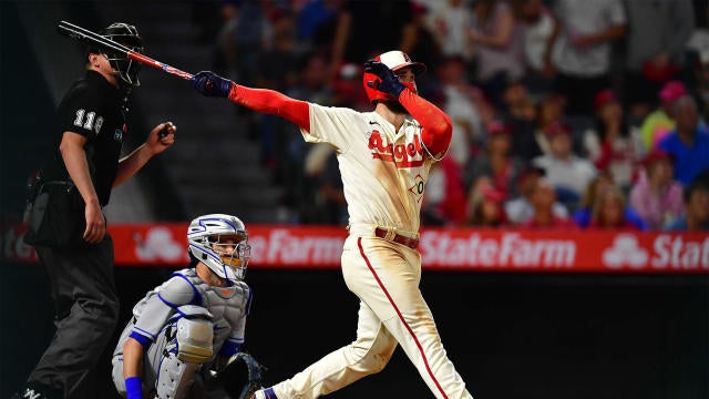 Jared Walsh hits for cycle, Mike Trout hits 2 HRs as Angels rout Mets 11-6  - CBS New York