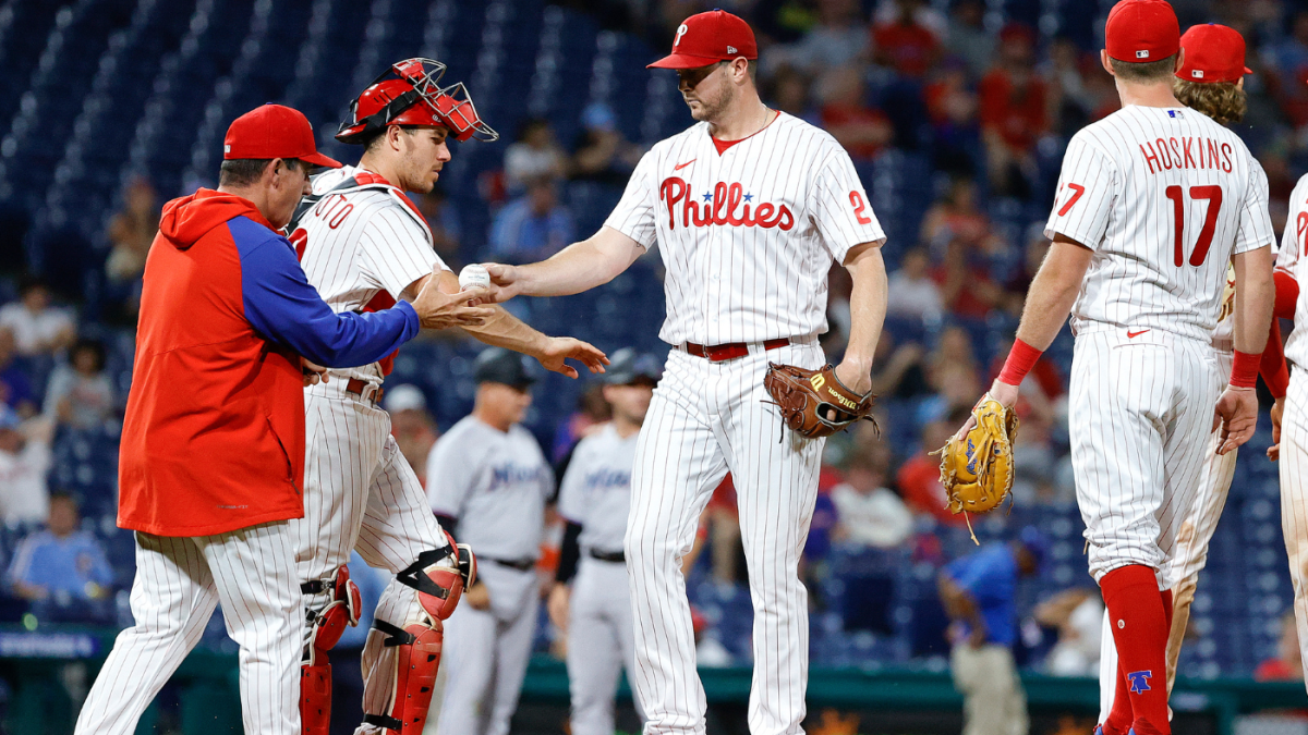 Should the Phillies test Seranthony Dominguez in the closer role?