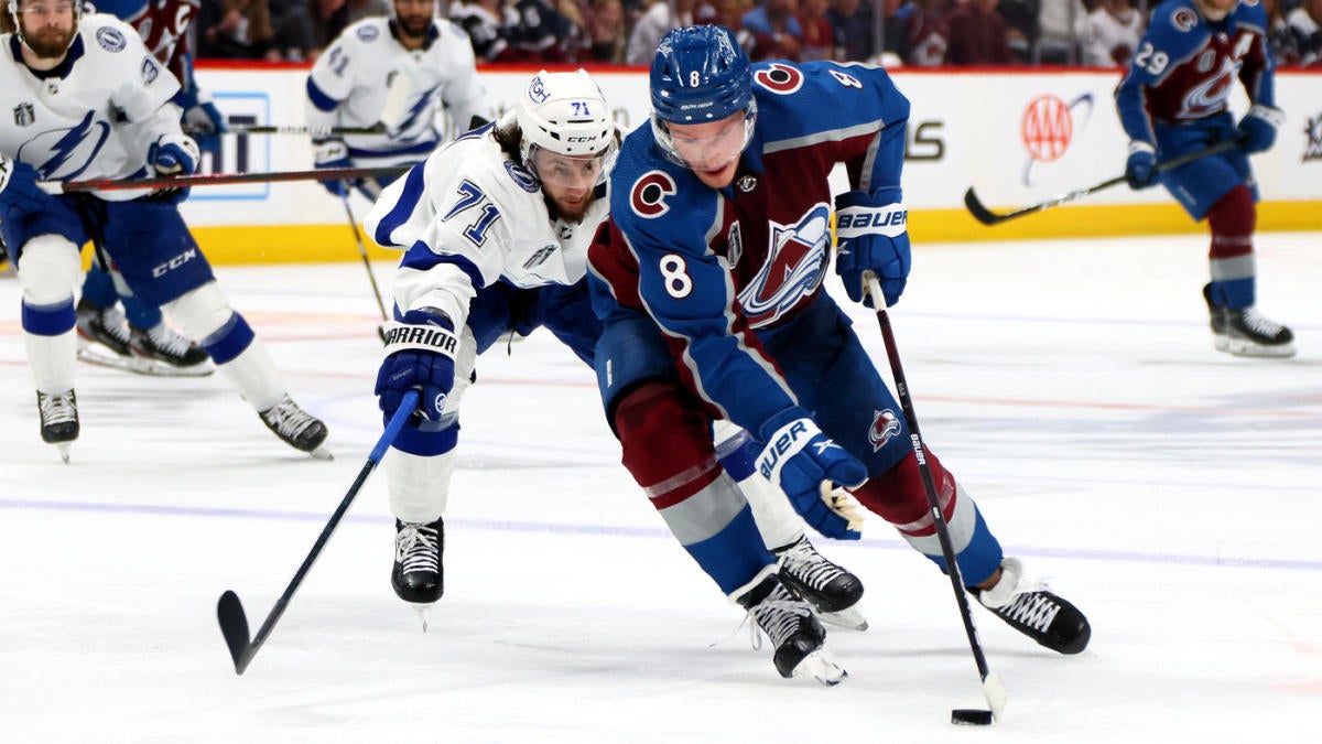 Lightning vs. Avalanche Stanley Cup Final: Tampa Bay evens Game 1 at 3-3 after two-goal second period - CBS Sports