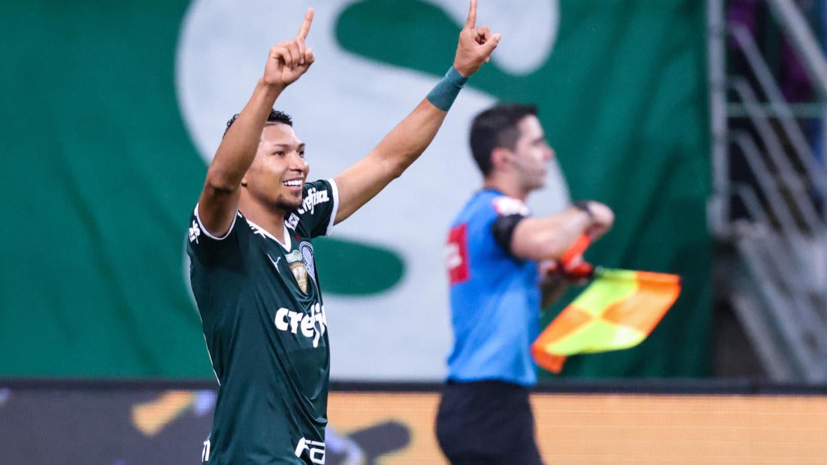 Sao Paulo, Brazil. 23rd Mar, 2022. SP - Sao Paulo - 03/23/2022 - PAULISTA  2022, PALMEIRAS X ITUANO - Rony, a Palmeiras player, celebrates his goal  with players from his team during