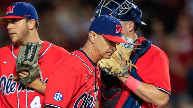 Auburn comes back late, is one win away from College World Series 