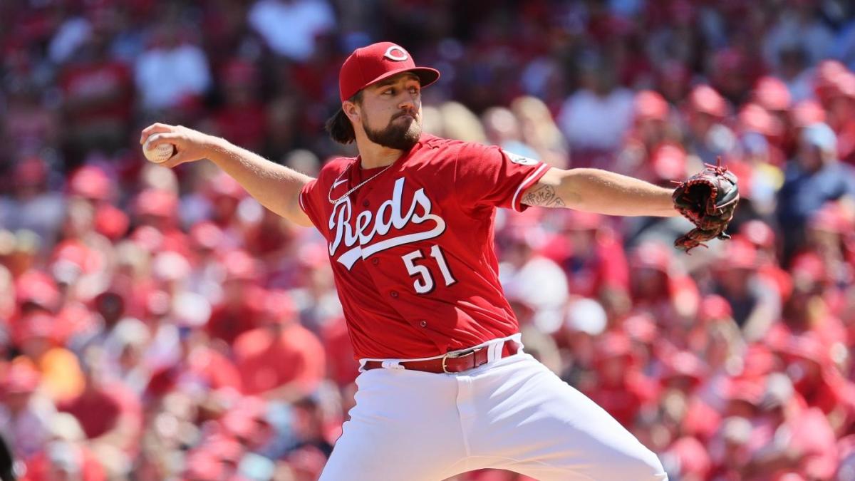 WATCH: Reds pitcher Graham Ashcraft told by umpires to remove