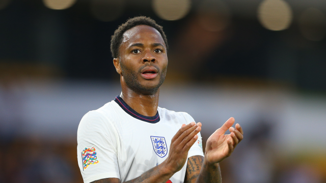 Chelsea to make their move for Manchester City's Raheem Sterling