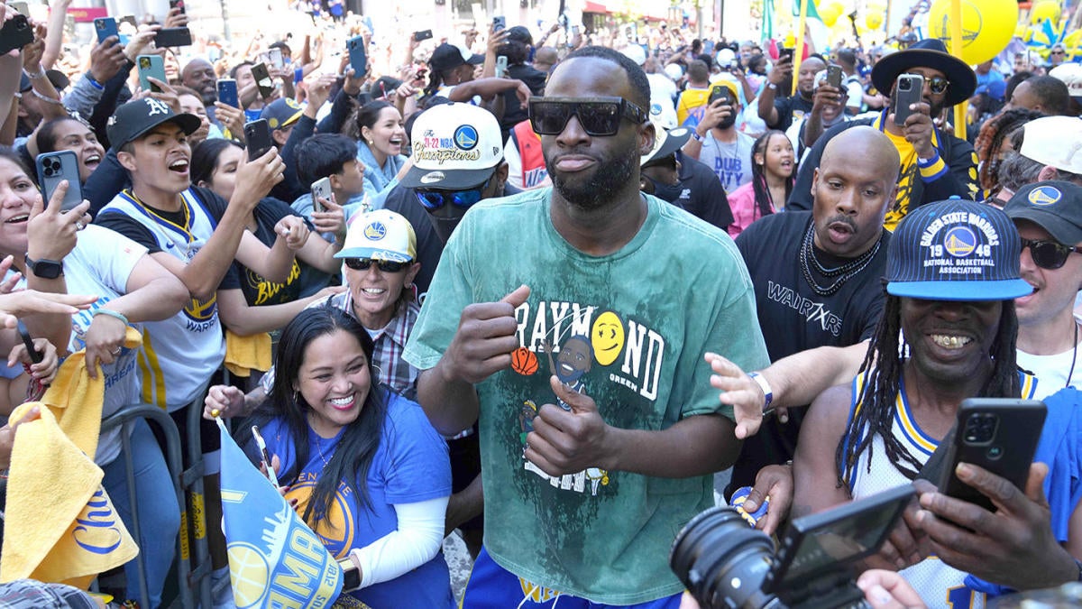 Warriors ring in latest title with wild parade celebration