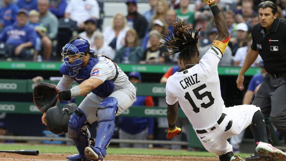 Oneil Cruz is the first 6-foot-7 shortstop you've ever seen. He might not  be the last