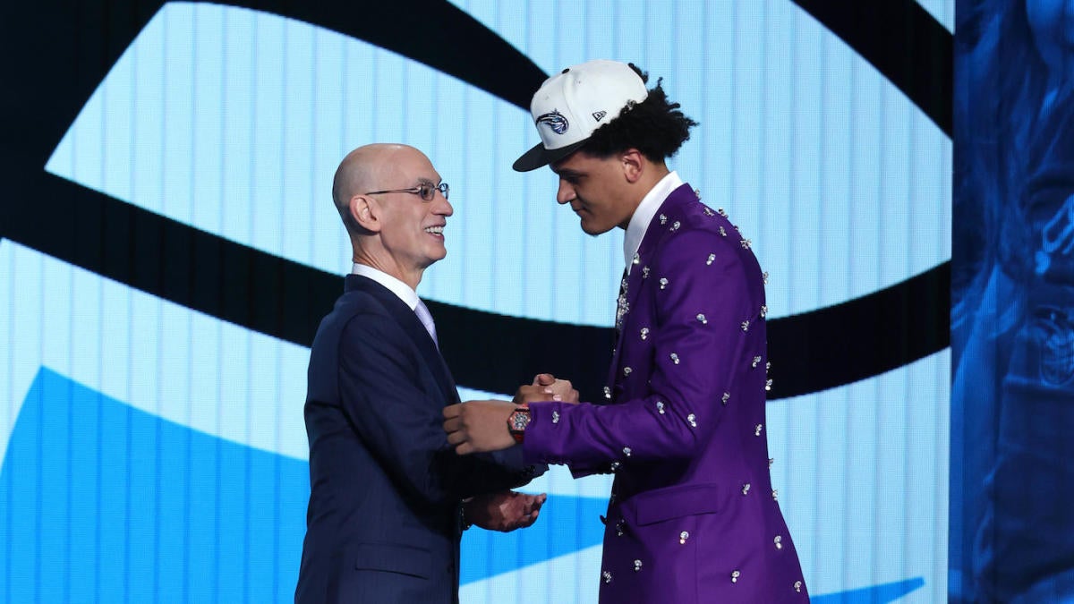 2022 NBA Draft Live Grades: Pick-by-pick Analysis, Full Order As First Round Wraps Up With Surprises All Over