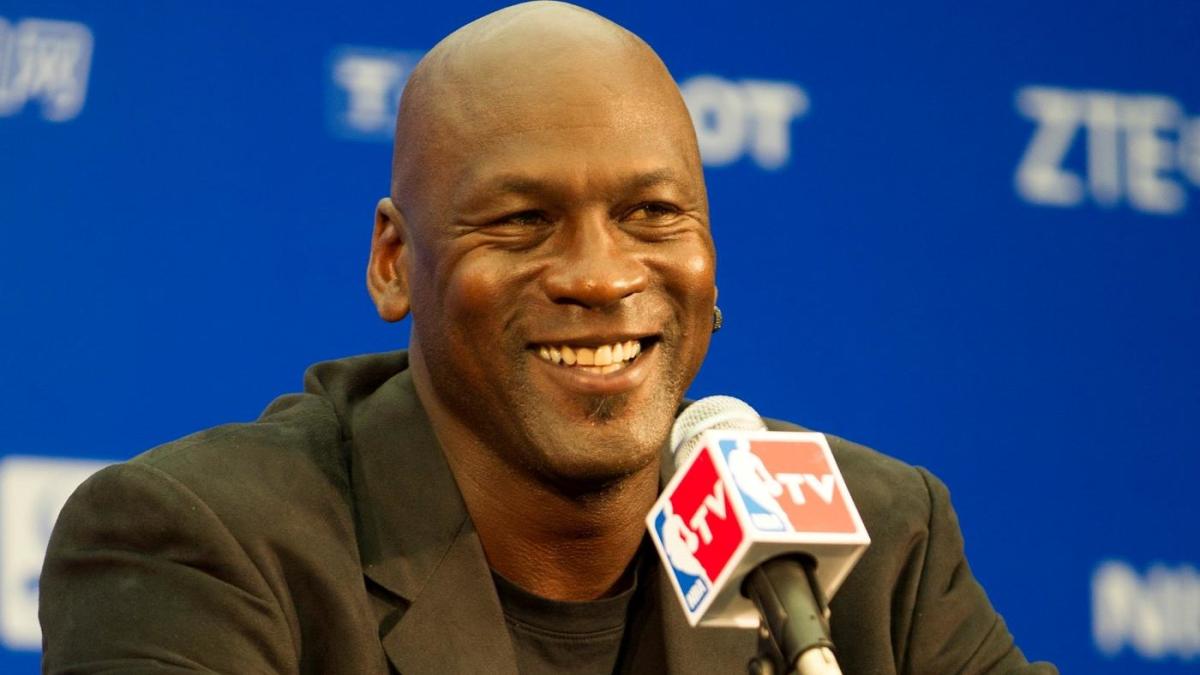 WATCH: Michael Jordan makes Duke-North Carolina joke during phone call with Mark Williams on NBA Draft night