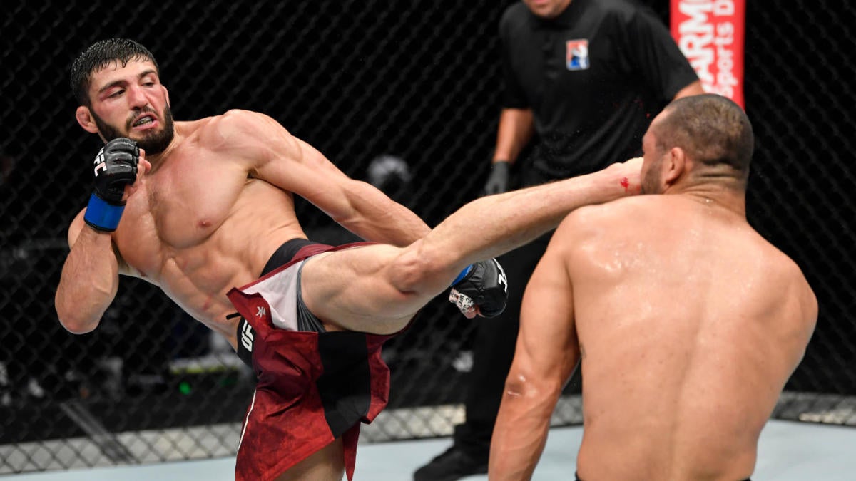 UFC Fight Night: Tsarukyan vs. Gamrot odds, predictions, lines: MMA expert reveals surprising fight card picks