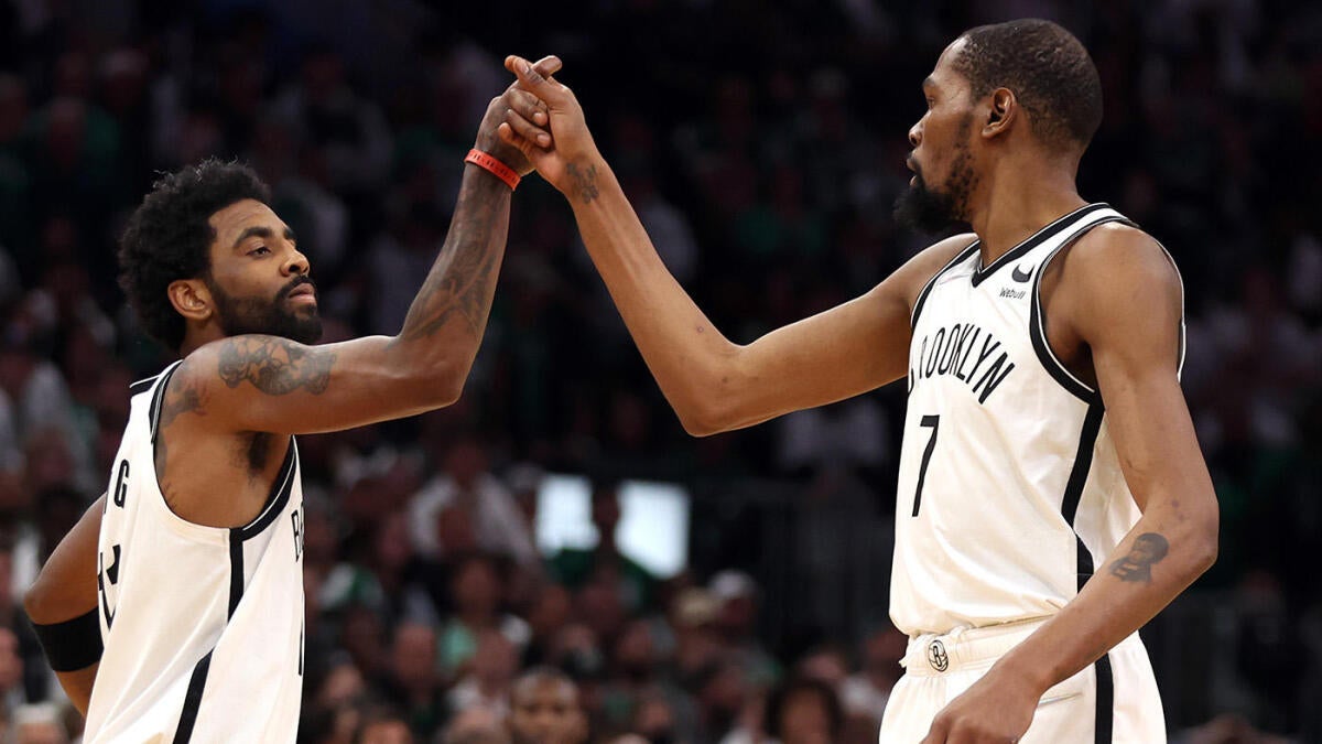 Kd and kyrie hot sale to the nets