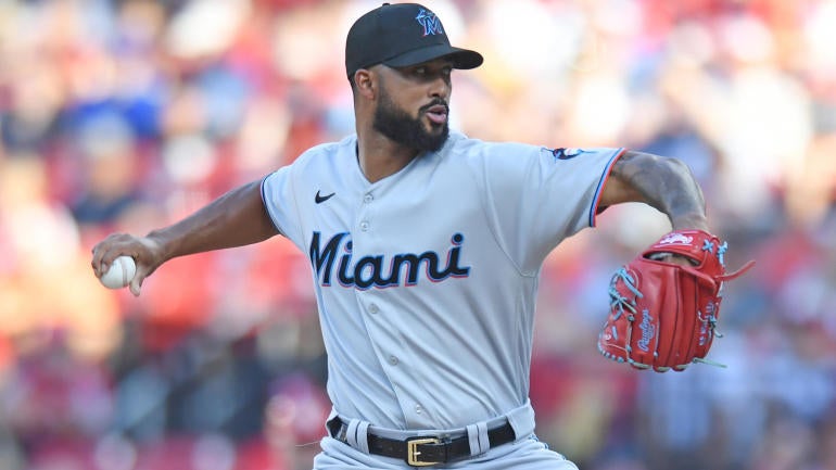 Miami Marlins v St. Louis Cardinals