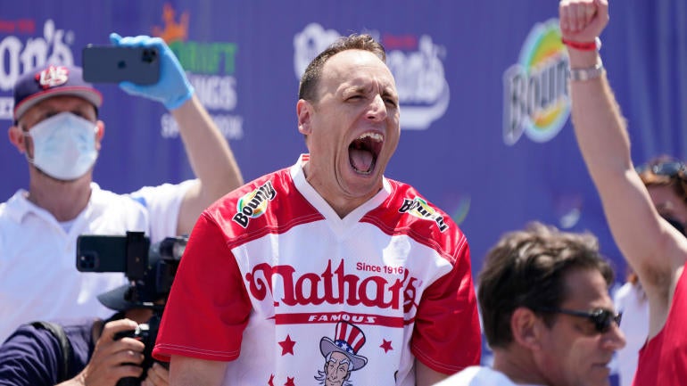 Competitive Eaters Gorge At Annual Nathan's Hot Dog Eating Contest