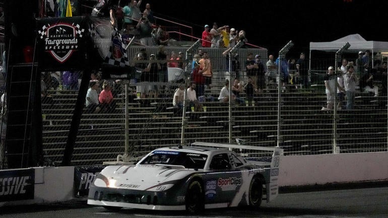 Superstar Racing Experience - Nashville Fairgrounds Speedway