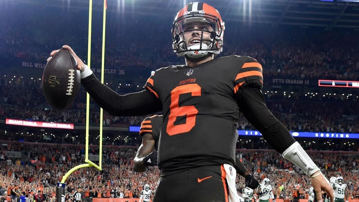 Johnny Hekker made a deal with Baker Mayfield for No. 6 jersey