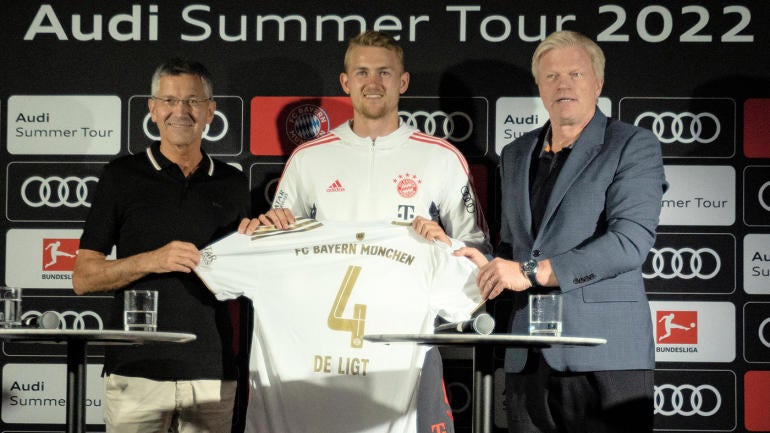 FC Bayern's trip to the USA - introduction of de Ligt