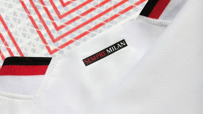 22aw-pr-ts-football-ac-milan-away-16x9-1920x1080px-product-only-0611-rgb.jpg