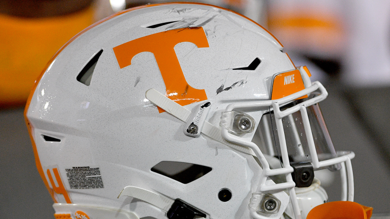 vols-helmet.png