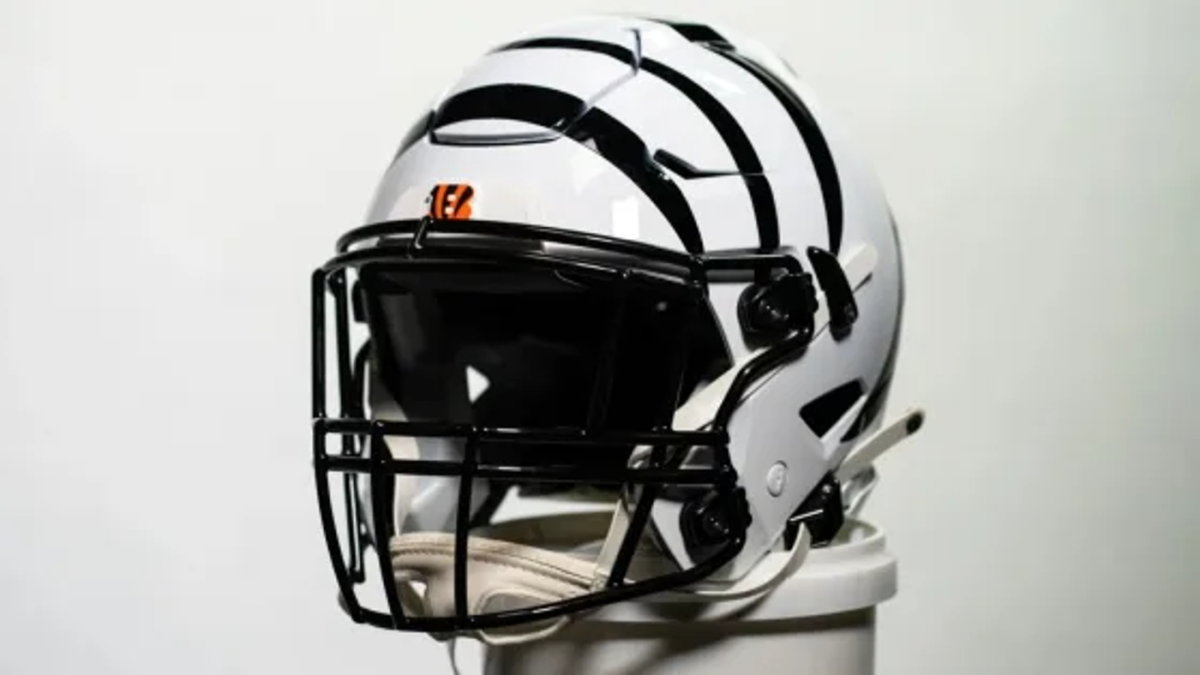 bengals secondary helmet