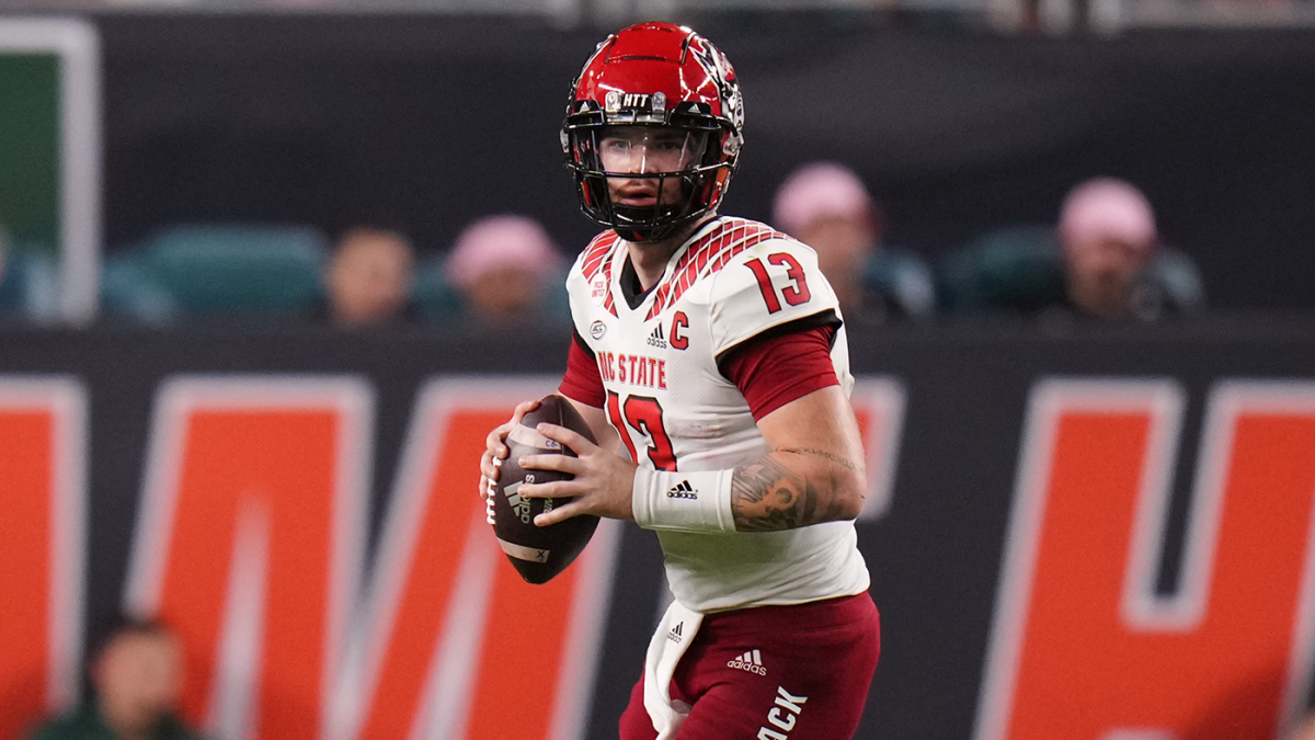 Top 10 returning quarterbacks in college football for the 2023 season, College  Football