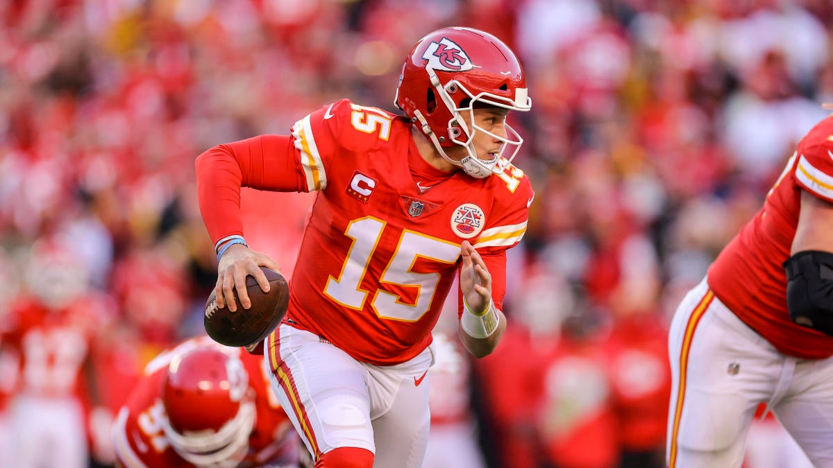 CBS Sports] Patrick Mahomes not concerned about other QB contracts: 'I knew  I was going to be set for life' : r/KansasCityChiefs