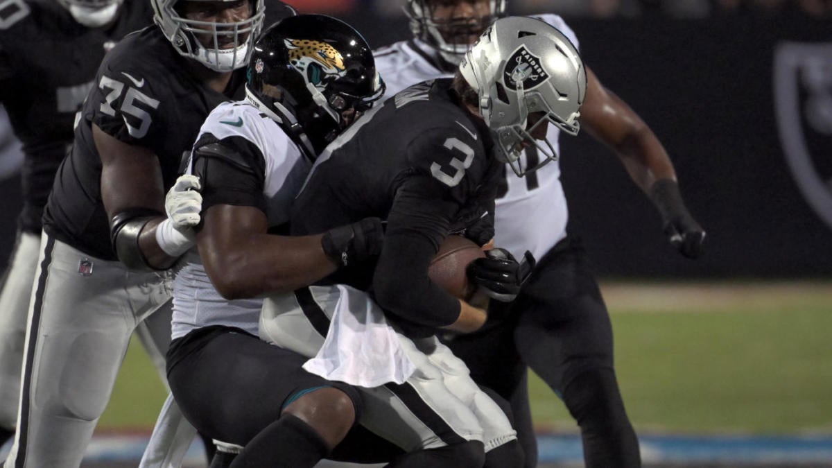 Raiders win NFL preseason opener, Jaguars' No. 1 pick Walker logs