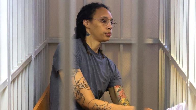 RUSSIA-US-DIPLOMACY-BASKET-COURT