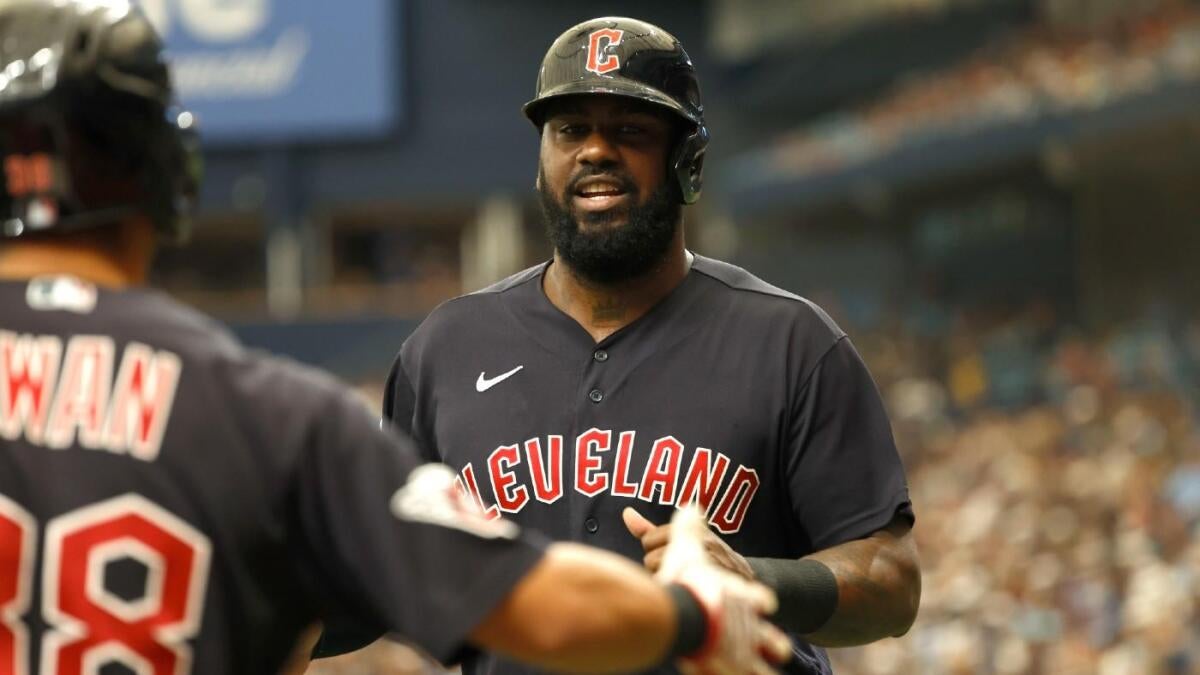 Cubs adding Franmil Reyes after Guardians' shocking decision to DFA former  30-HR slugger