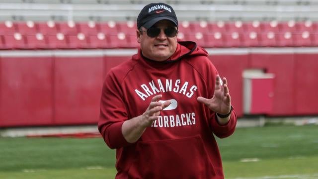 What's it like playing for Arkansas tight ends coach Dowell Loggains?