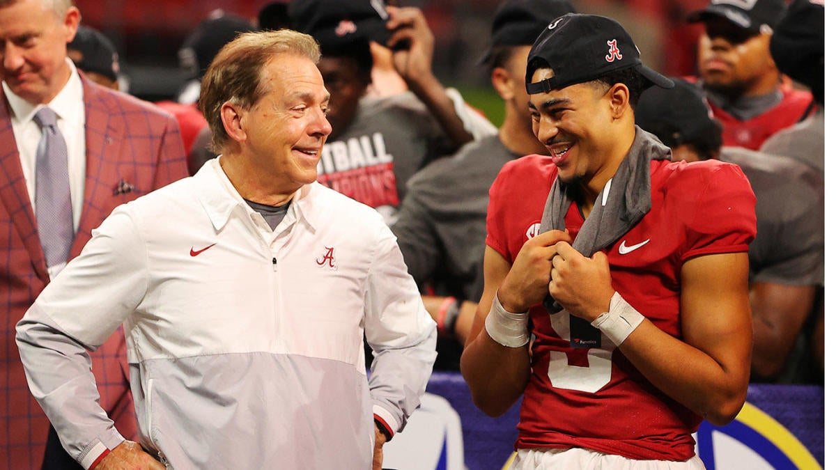 Coaches Poll top 25: Alabama leads the way in first college football rankings ahead of 2022 season – CBS Sports