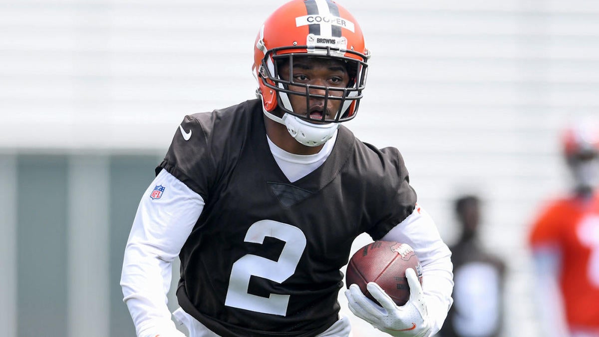Browns' Amari Cooper exits practice after 'minor tweak' on second day of  2023 training camp, per report 