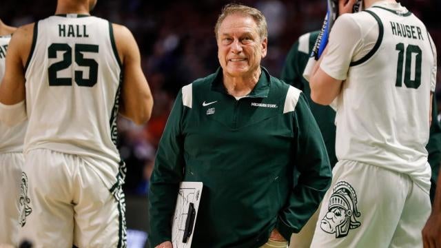 Tom Izzo, Michigan State agree on new five-year rollover contract that  could make him a 'Spartan for life' 