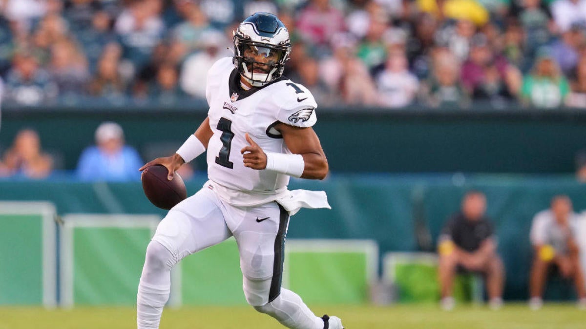 Late hit on Jalen Hurts leaves Eagles' coach furious at Jets