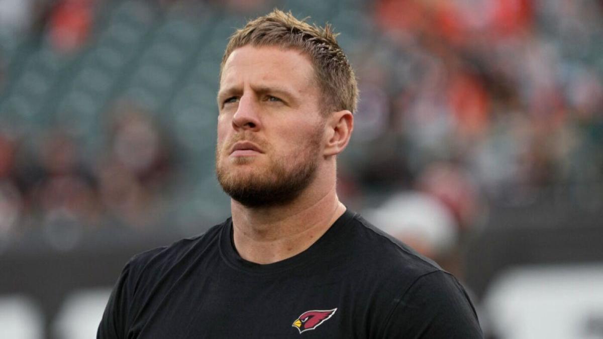 Cardinals’ J.J. Watt says he felt like a ‘wimp’ after encounter with snake in his bathroom
