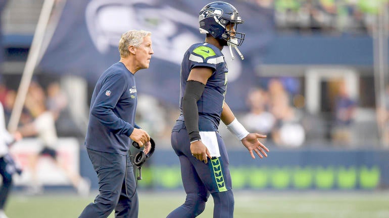 Seahawks QB Geno Smith Suffers Knee Bruise In Preseason Game Vs. Bears ...