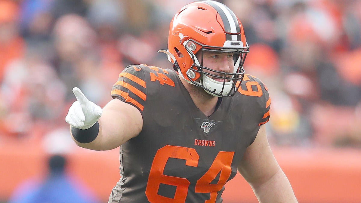 JC Tretter sees Browns' improvement week-to-week