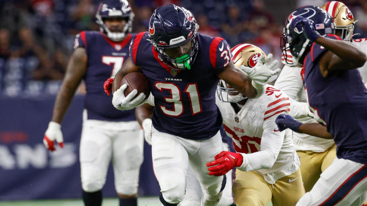 Houston Texans running back Dameon Pierce rumbled for 30 yards on just five  rushing attempts, and was the driving force behind the first touchdown  drive of the game.