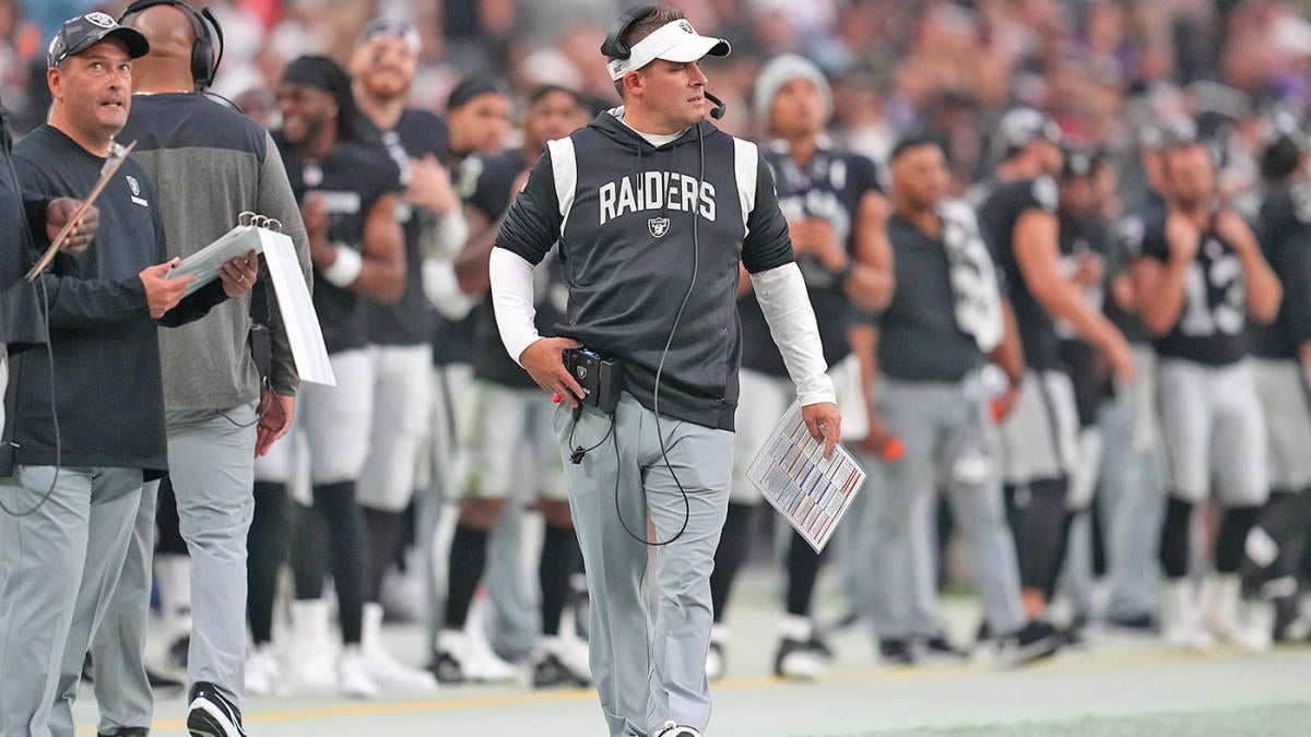 NFL insider notes: Raiders have no more margin for error, Lamar Jackson's stock keeps rising, more from Week 3 - CBS Sports