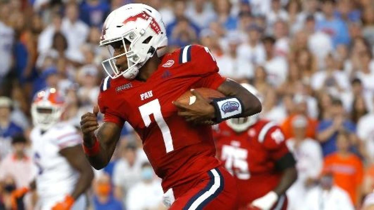 FAU vs. Charlotte odds, spread: 2022 college football picks, Week 0