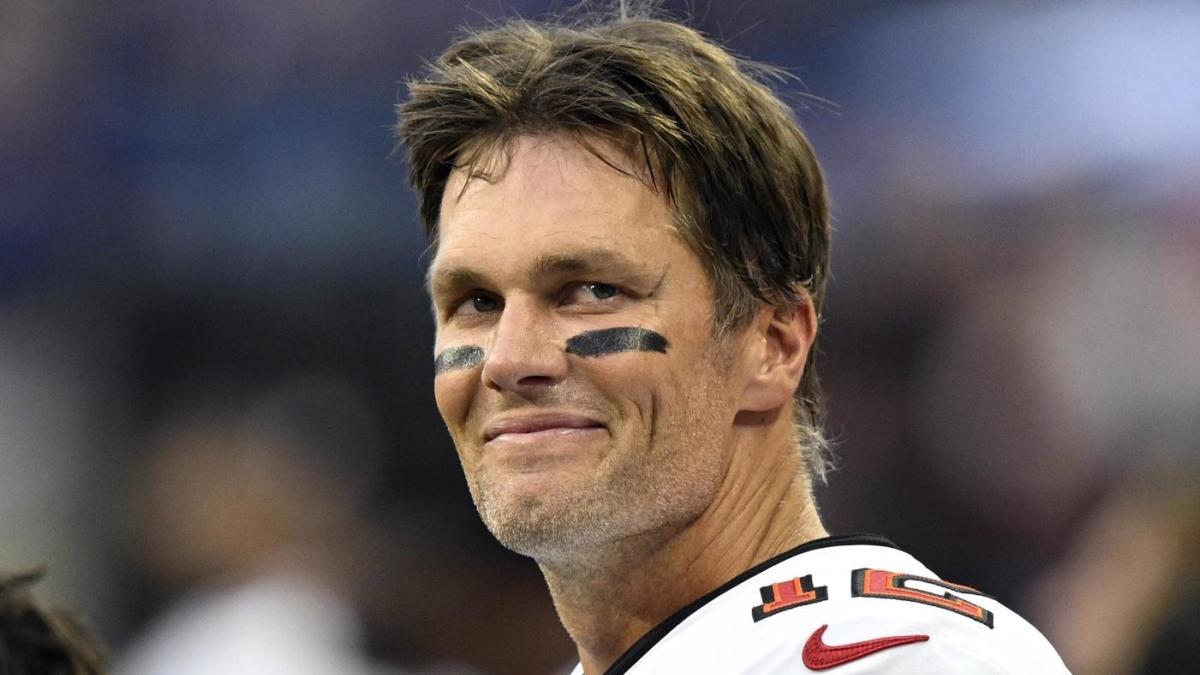 Tom Brady explains 11-day absence from Buccaneers: ‘I’m 45 years old. There’s a lot of s— going on’ – CBS Sports