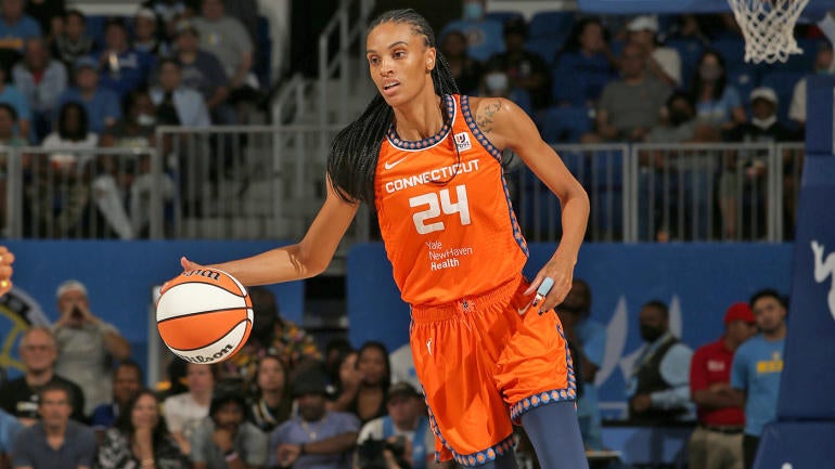 Connecticut Sun v Chicago Sky - Game One