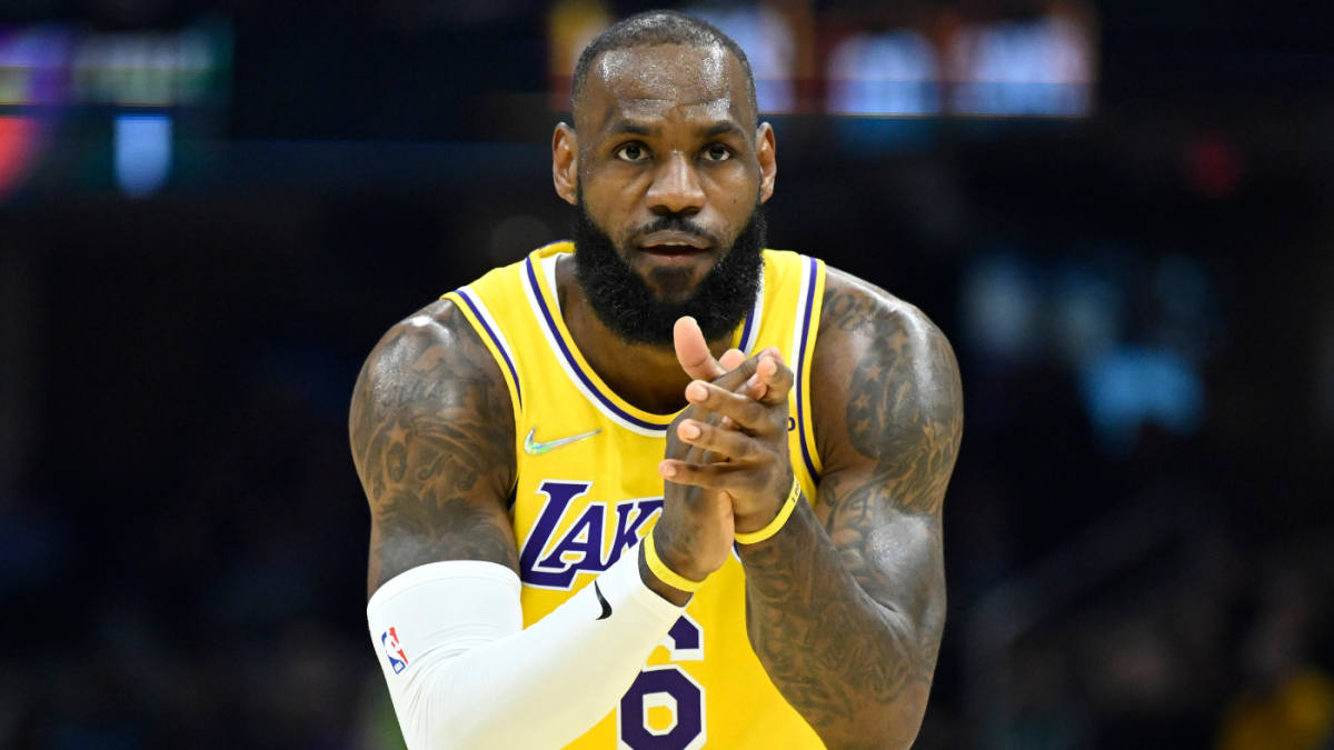 Ranking LeBron James' Best Shoes of the 2022-23 NBA Season - Sports  Illustrated FanNation Kicks News, Analysis and More