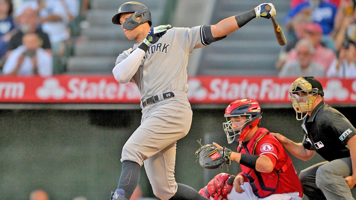 Aaron Judge hits first spring home run