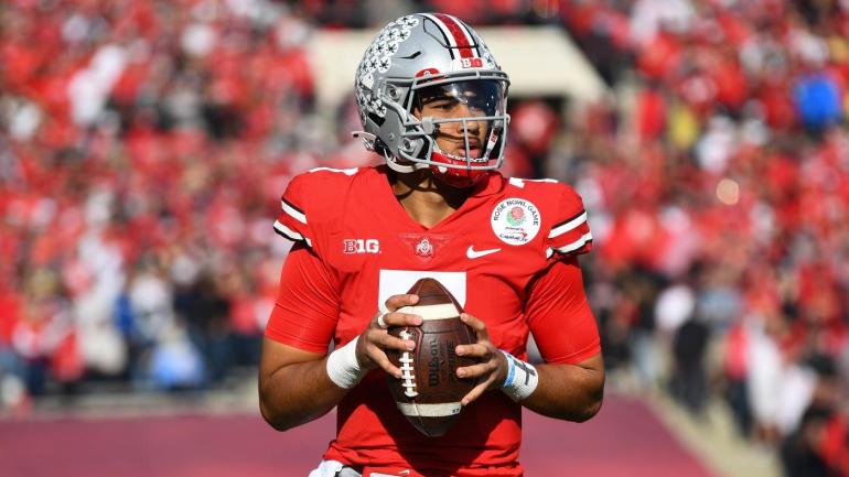 Watch Ohio State Qb C J Stroud Surprises Teammates With T Cards For Suits Ahead Of Opener