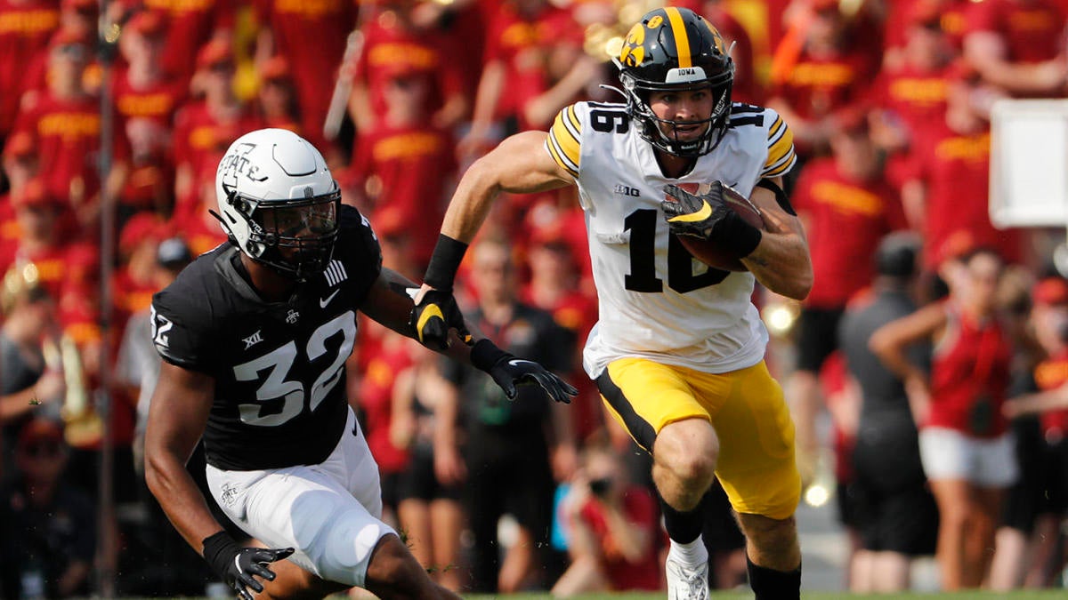 Iowa vs. Iowa State picks, predictions: Week 2 college football computer  picks, odds, betting lines - College Football HQ