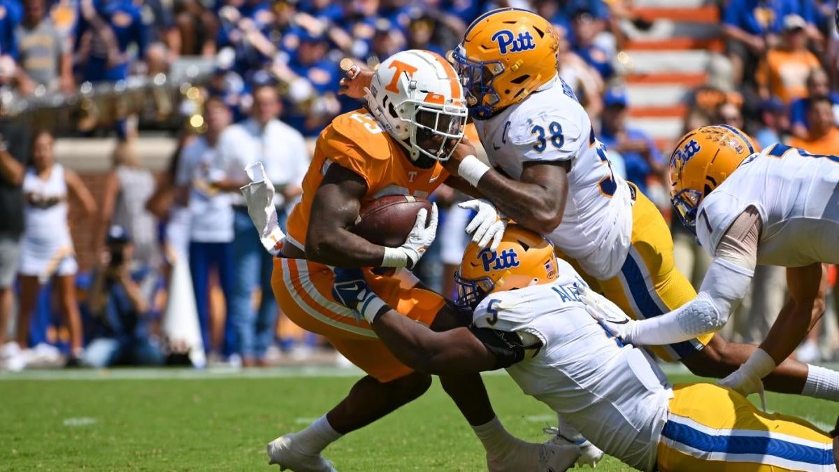 Week 5 college football picks, odds, 2022 best bets from proven expert:  This three-leg parlay returns 6-1 