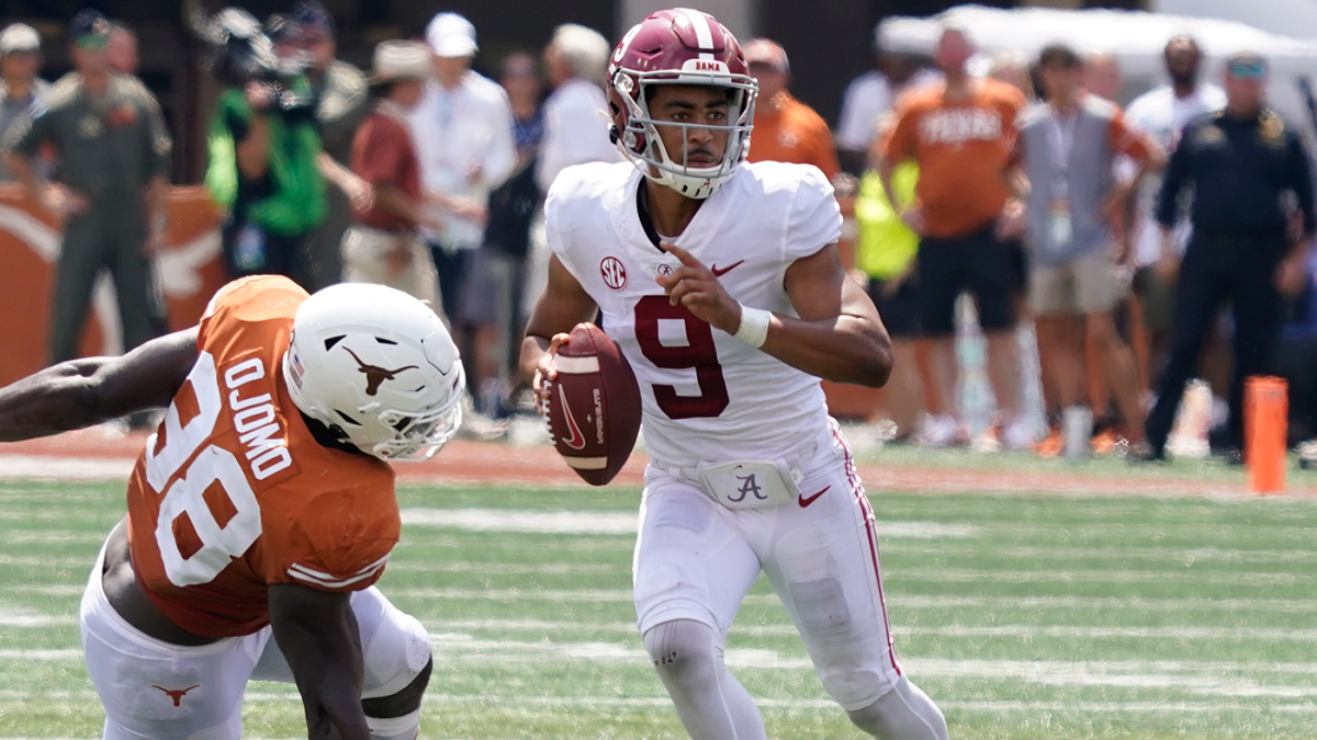 Bryce Young’s poise under pressure saves No. 1 Alabama from sloppy effort potential upset at Texas – CBS Sports