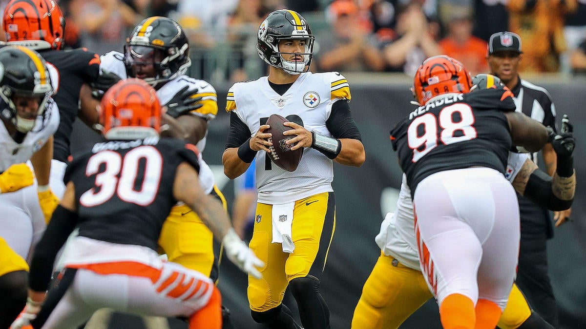 Steelers don't trust Trubisky to call an audible plays